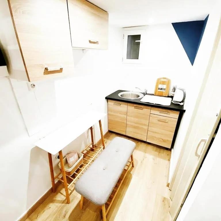Ferienwohnung Velestinou Private Maisonette Athen Exterior foto