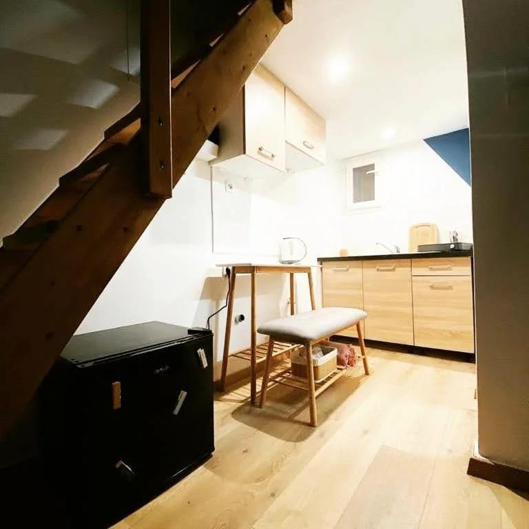 Ferienwohnung Velestinou Private Maisonette Athen Exterior foto